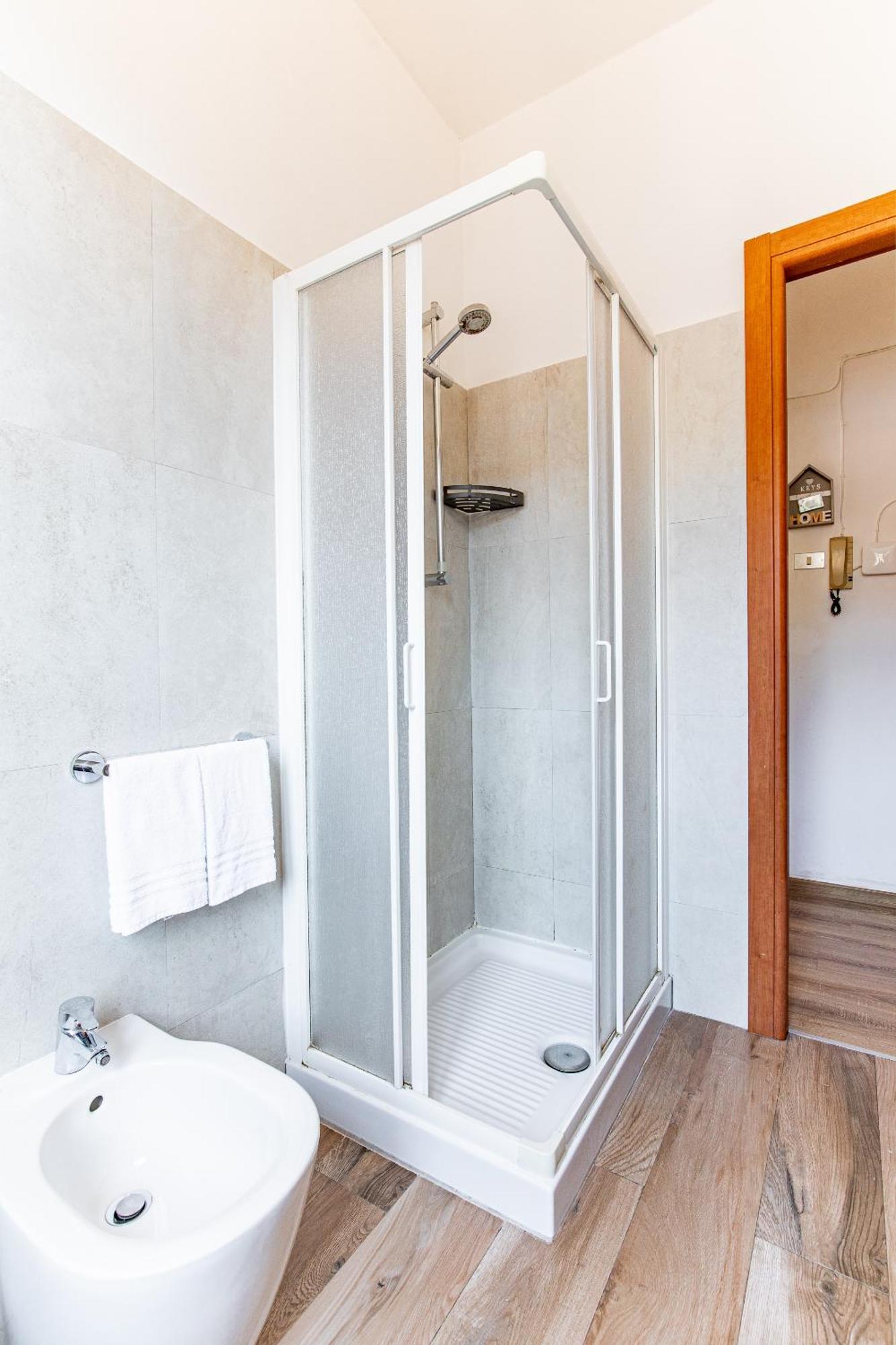 Elegante Dimora La Spezia-Free Parking Apartment ภายนอก รูปภาพ