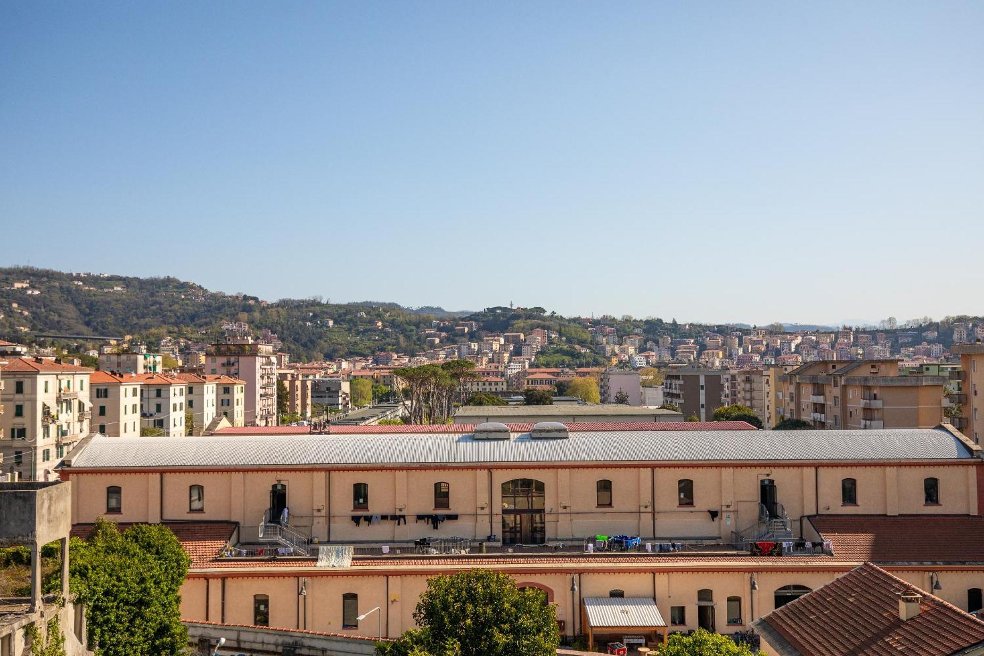 Elegante Dimora La Spezia-Free Parking Apartment ภายนอก รูปภาพ