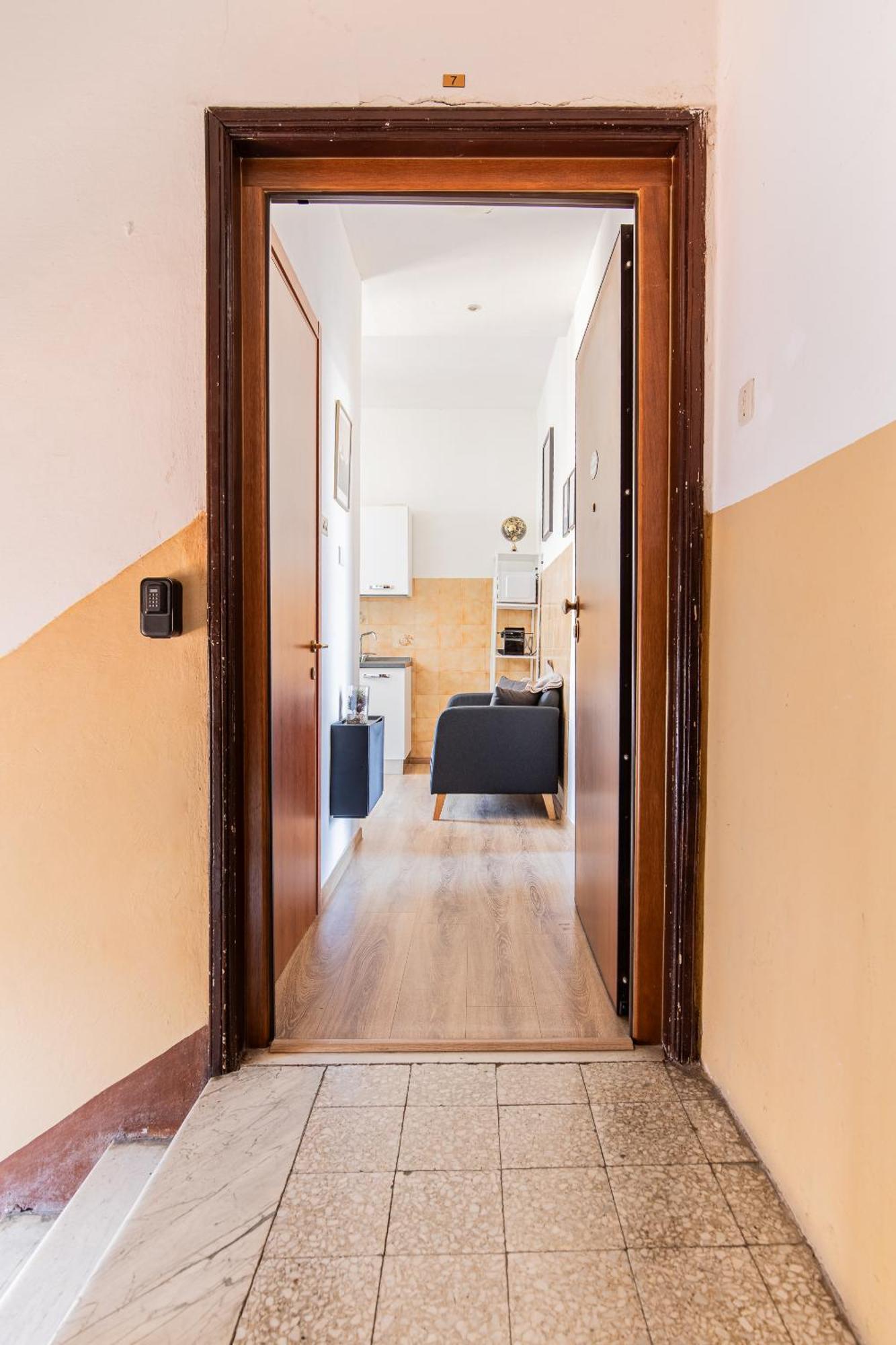 Elegante Dimora La Spezia-Free Parking Apartment ภายนอก รูปภาพ