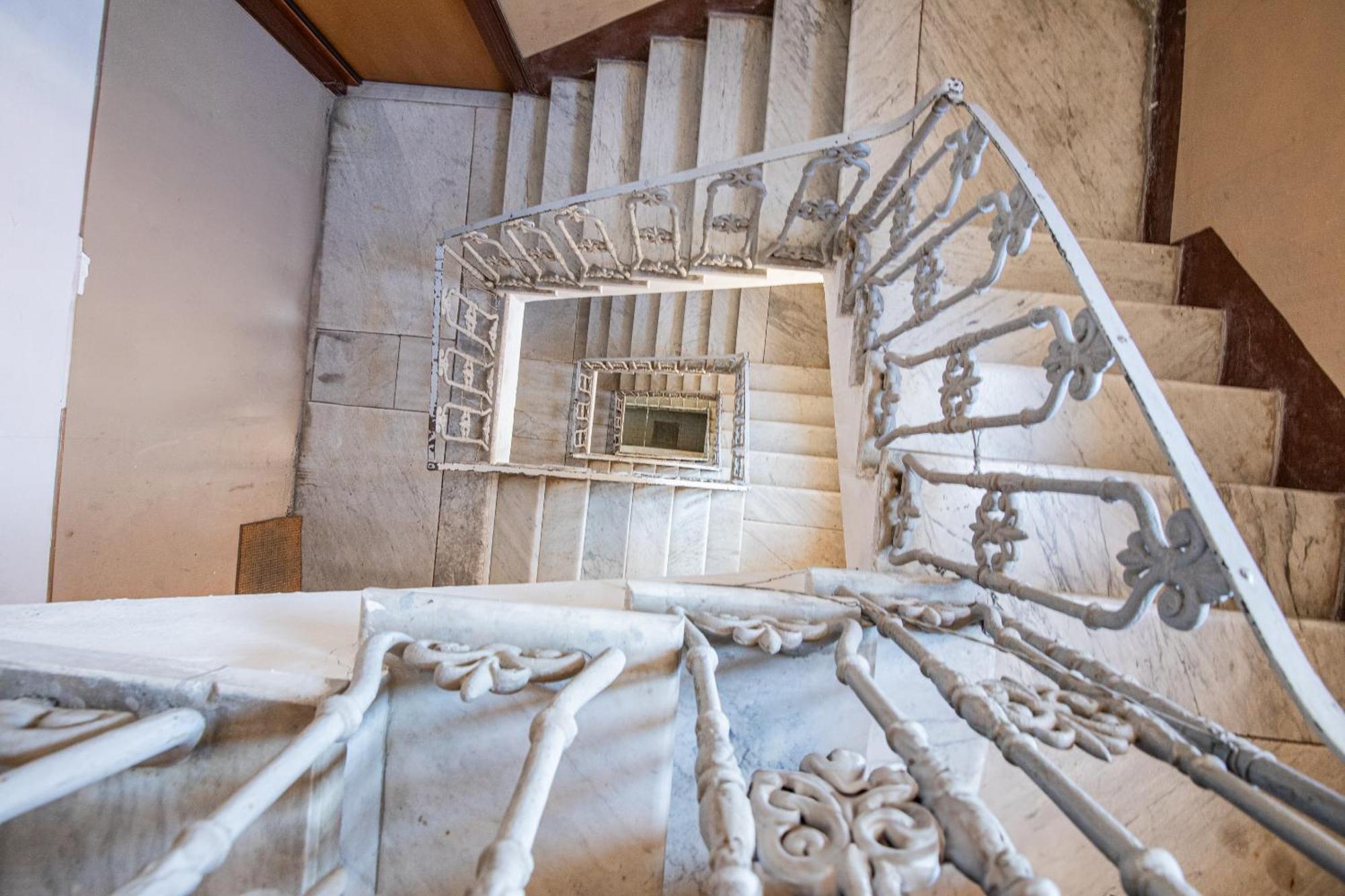 Elegante Dimora La Spezia-Free Parking Apartment ภายนอก รูปภาพ